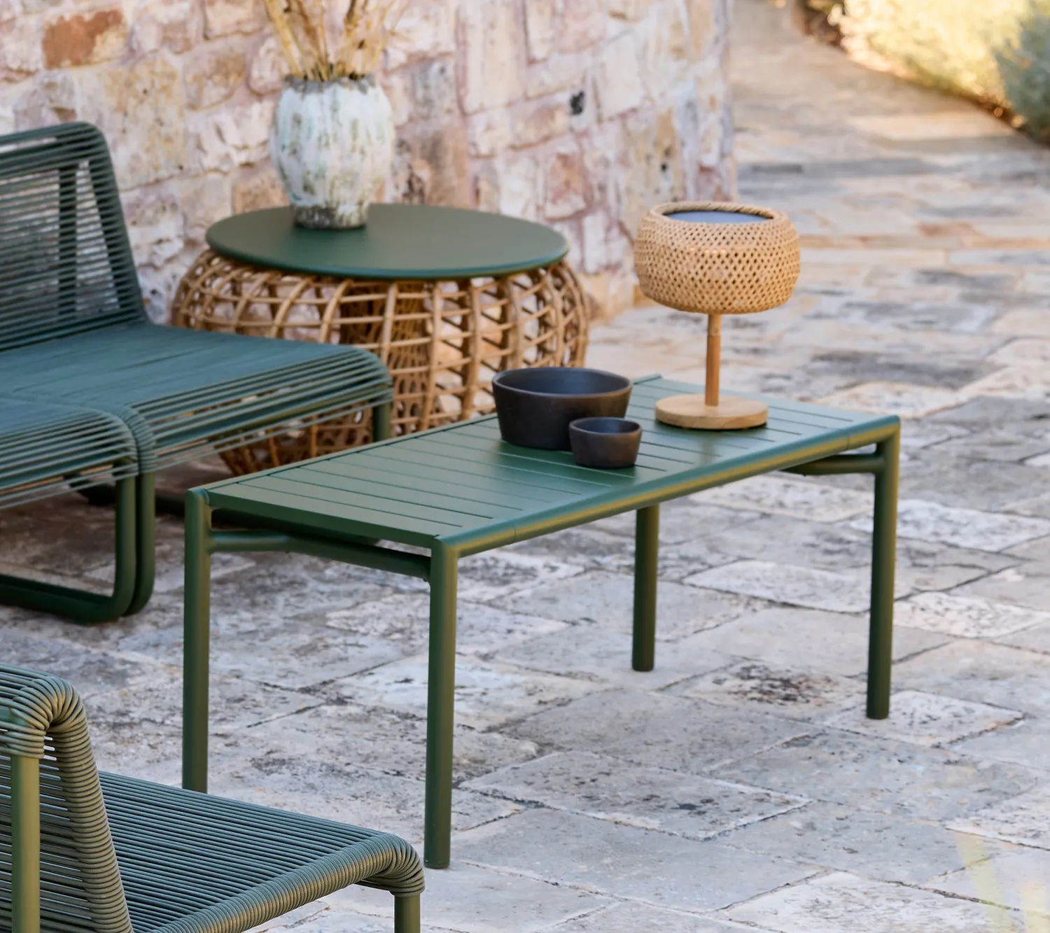 Cane-line Bliss Couchtisch Bank Dunkelgrün Aluminium