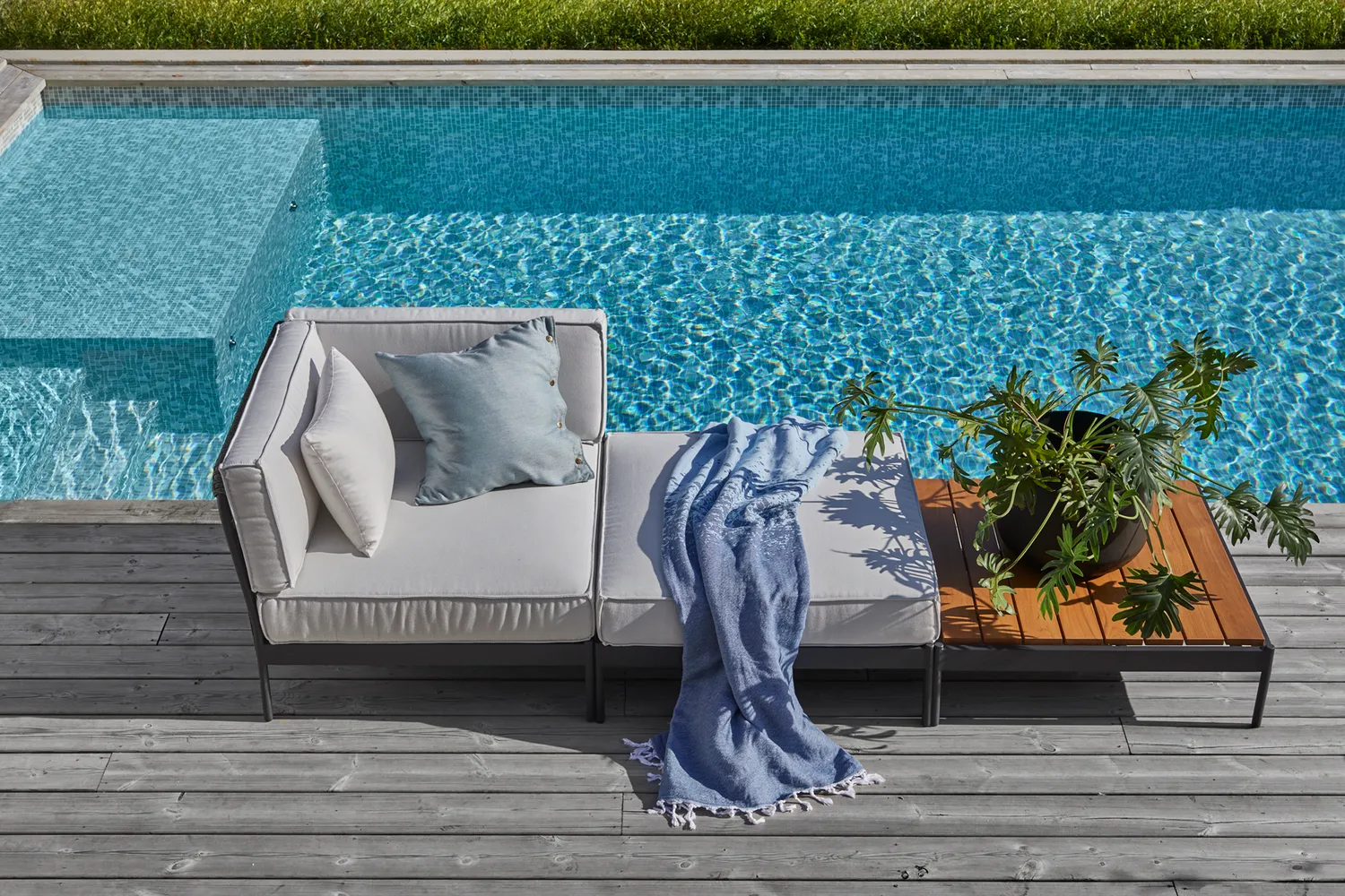 Skargaarden Lidö Tisch Gartentisch Aluminium Lounge