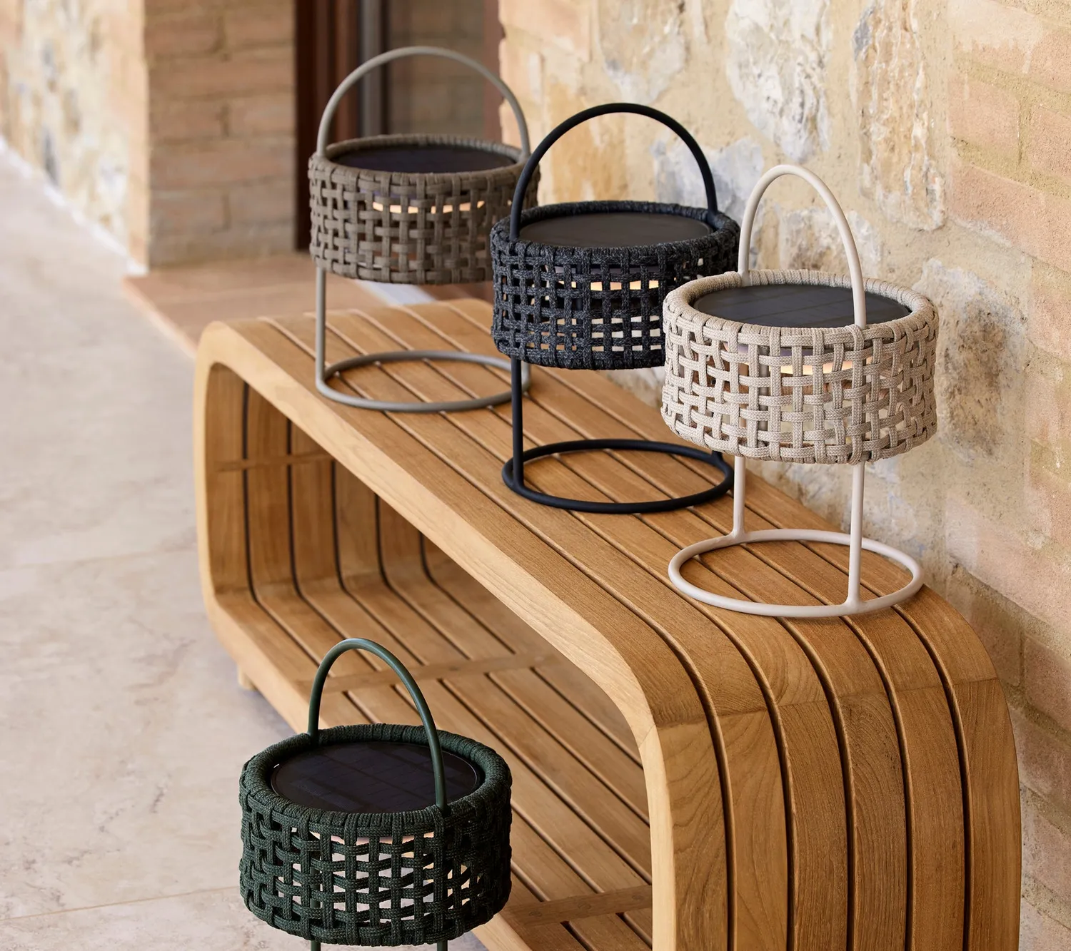 Cane-line Illusion Leuchte Dunkelgrau Solar LED