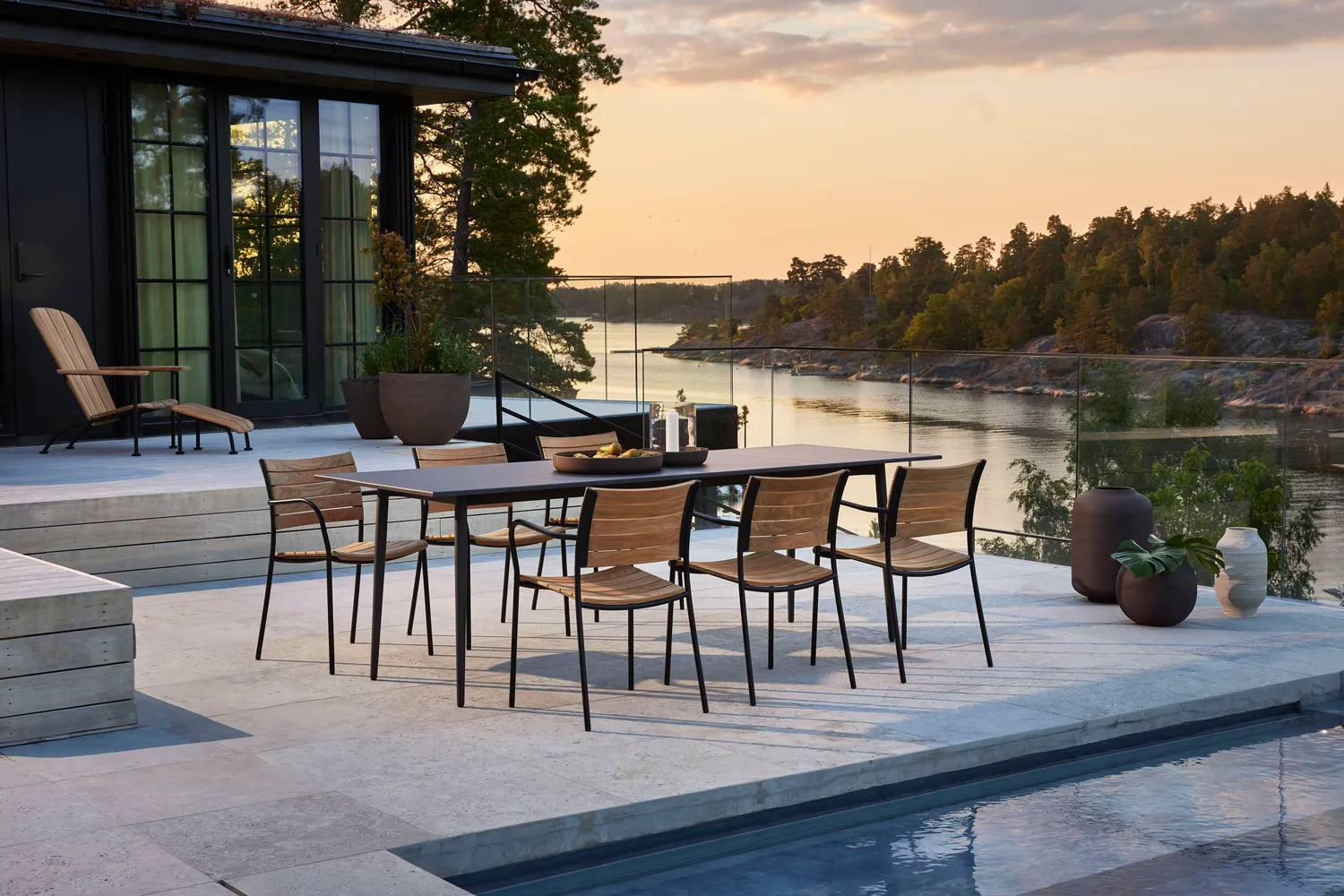 Skargaarden Sundal Dining Armchair Teakholz