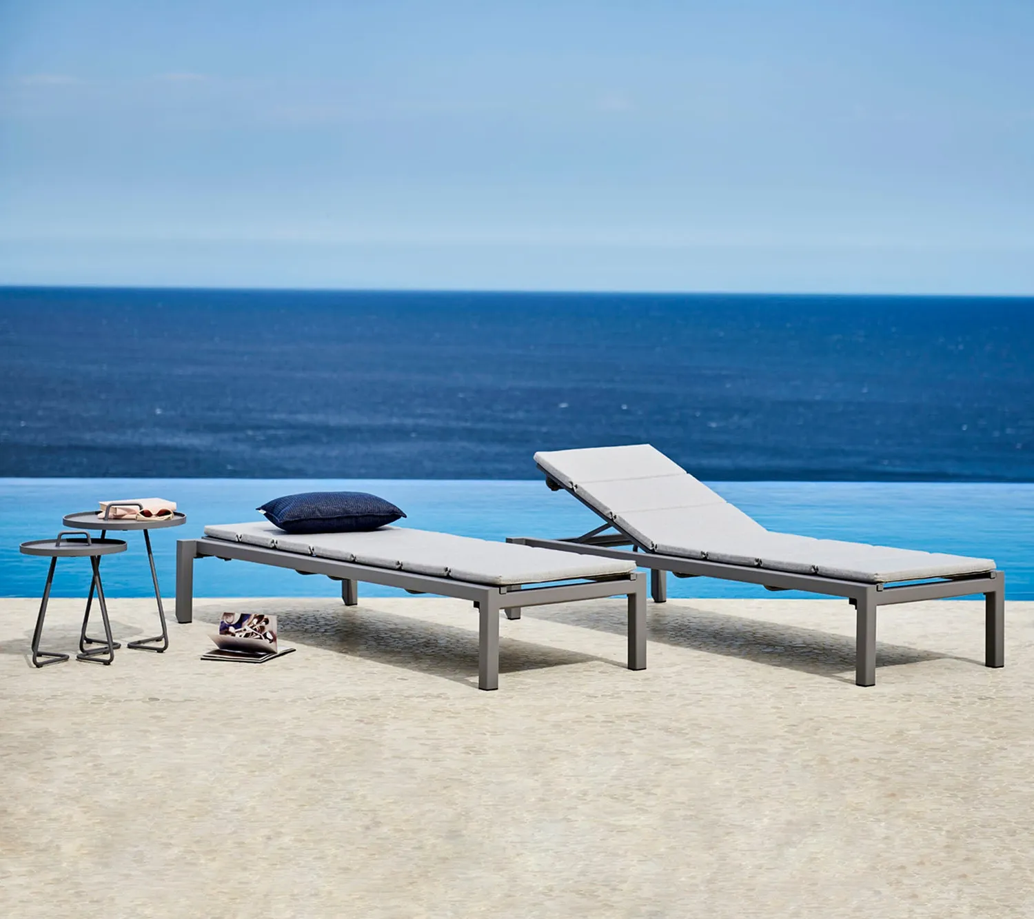 Cane-line Relax Sonnenliege Grau Tex Outdoor