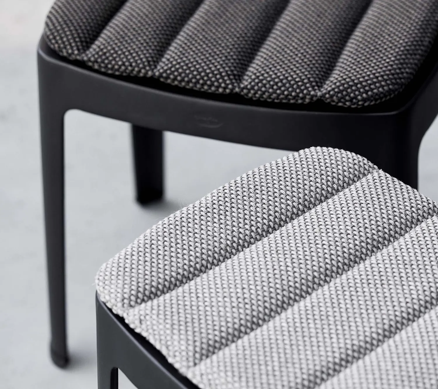 Cane-line Cut Barhocker Sitzkissen Dark grey Focus