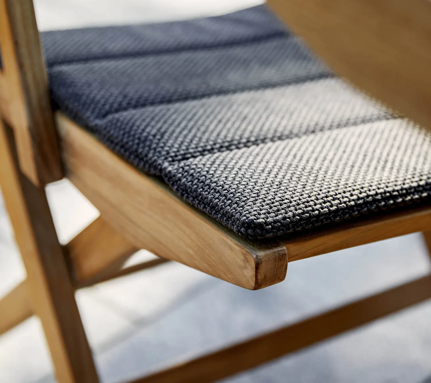 Cane-line Flip Klappstuhl Teak ohne Kissen