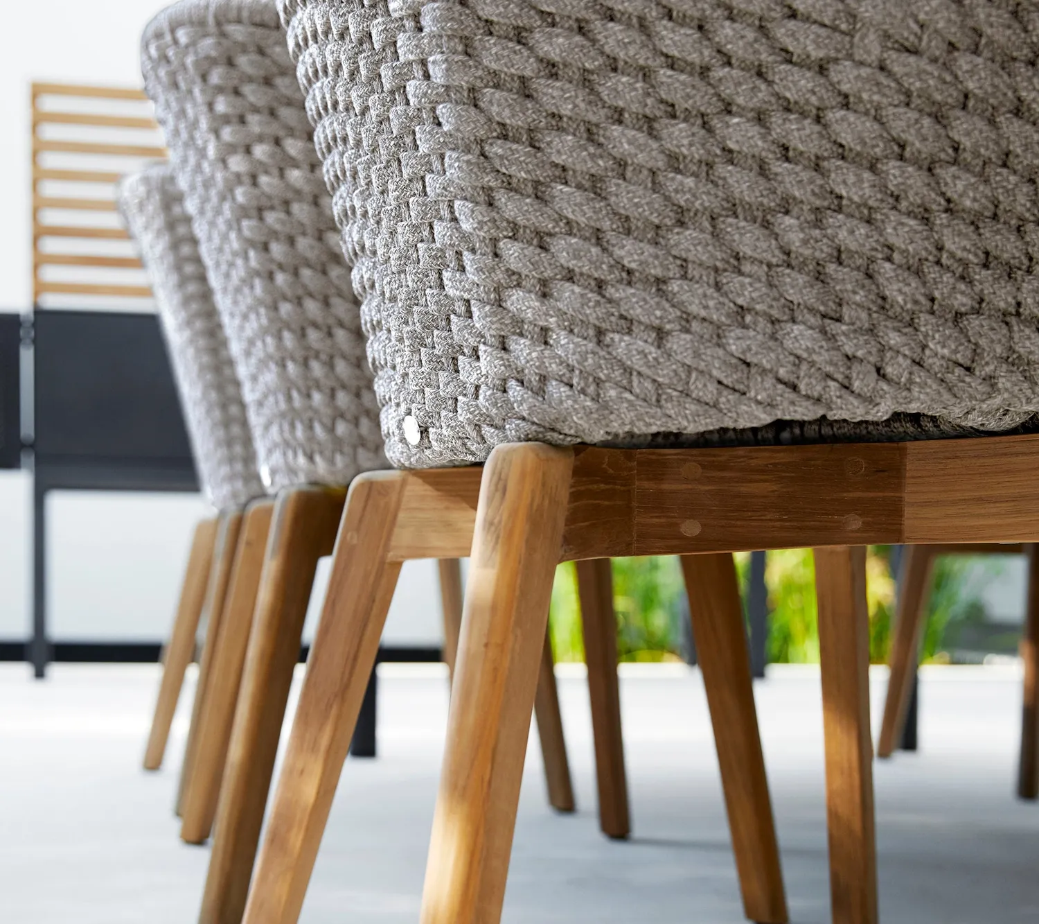 Cane-line Peacock Stuhl Dunkelgrau Teak Seil