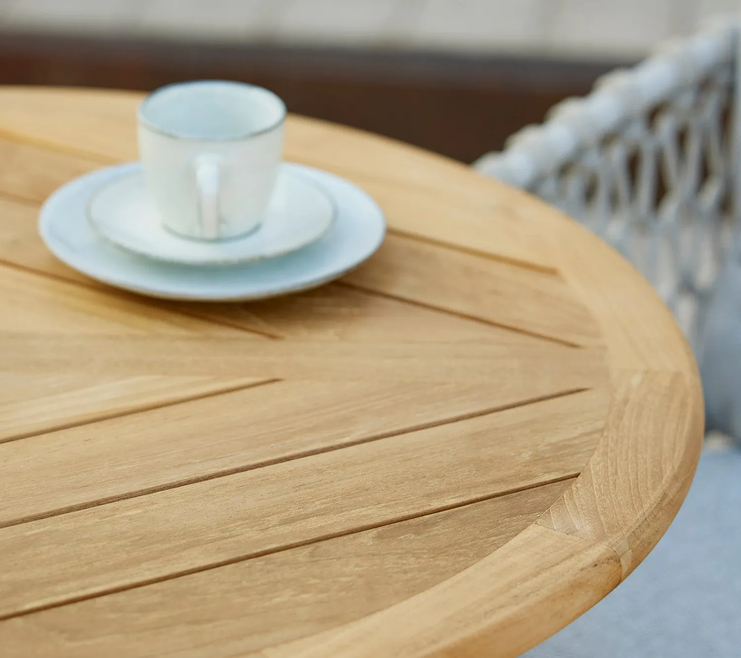 Cane-line Go Cafétisch 60 cm Aluminium Teak geometrisch