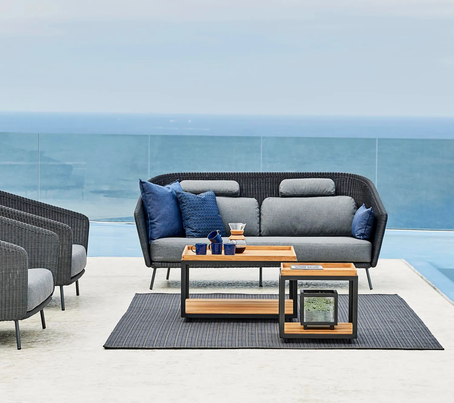 Cane-line Level Couchtisch Klein Teak Lavagrau wetterfest