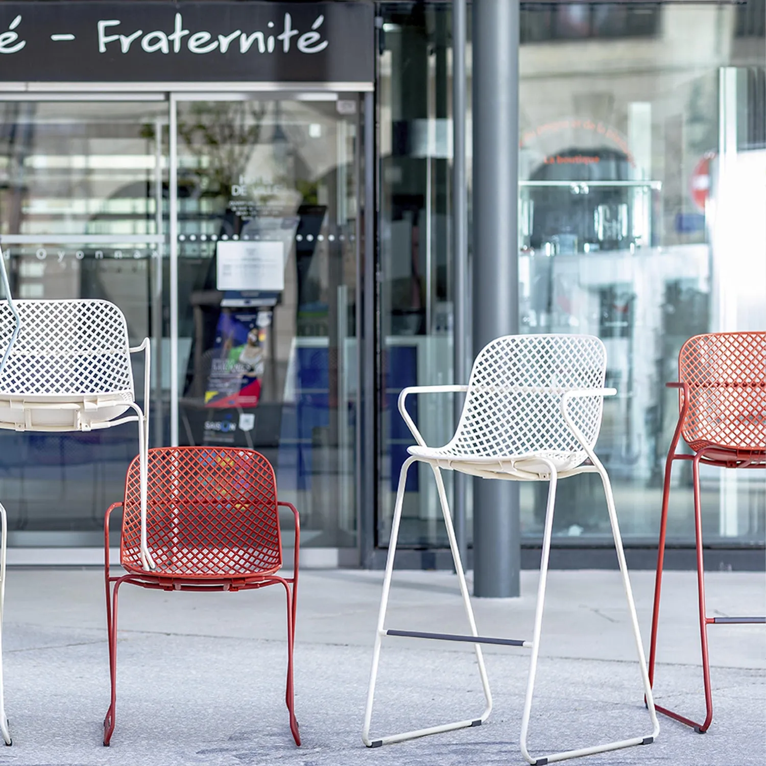 Grosfillex Ramatuelle 73 Barstuhl Creme Absolut hoch