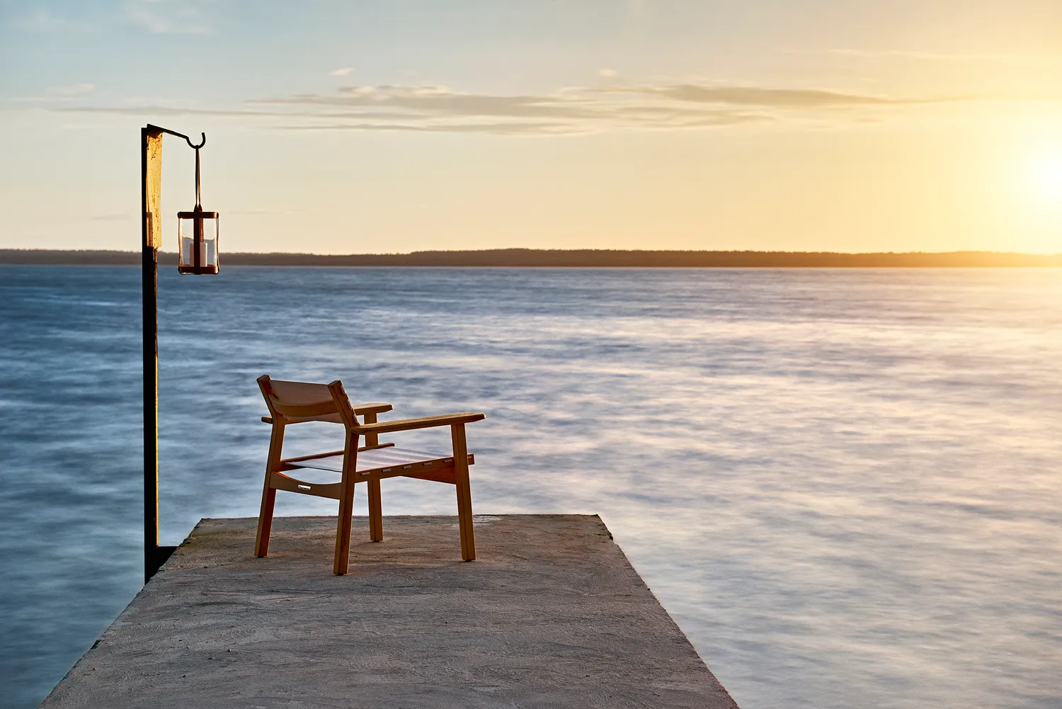 Skargaarden Djurö Loungestuhl Teakholz Geflecht