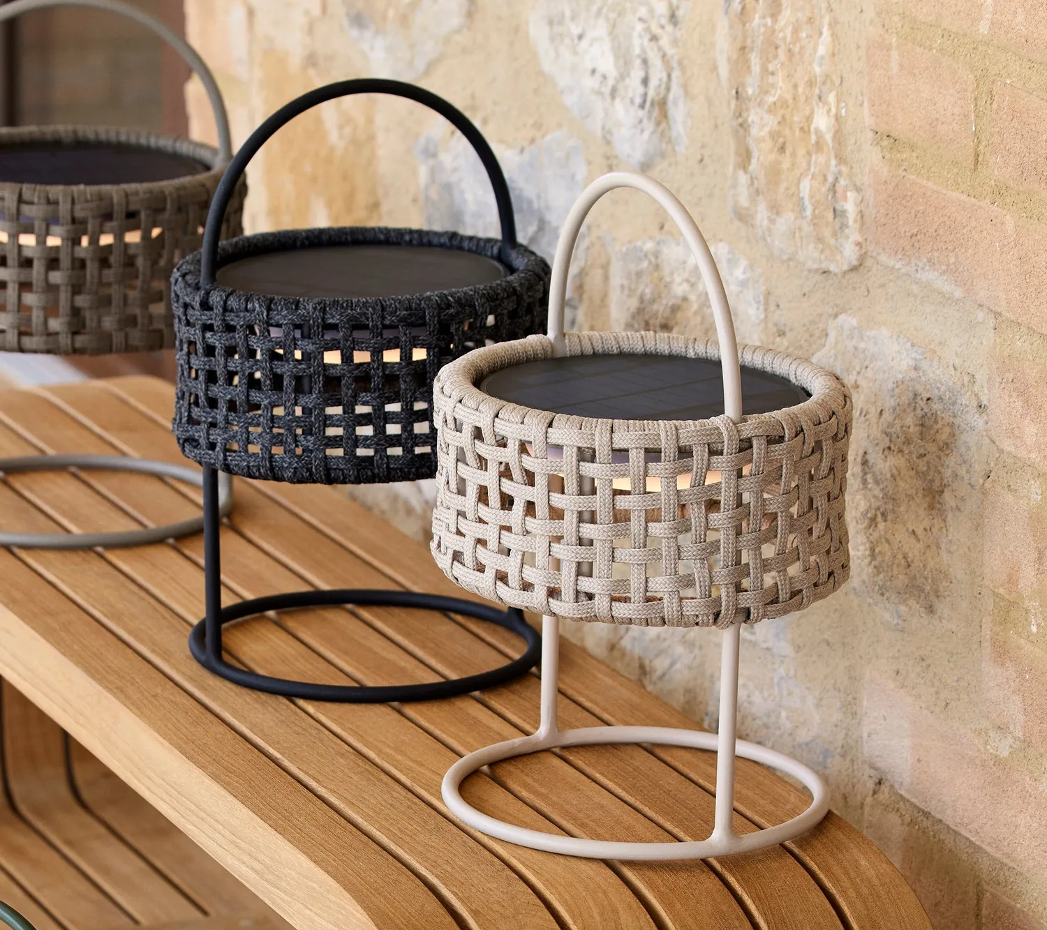 Cane-line Illusion Leuchte Dunkelgrau Solar LED