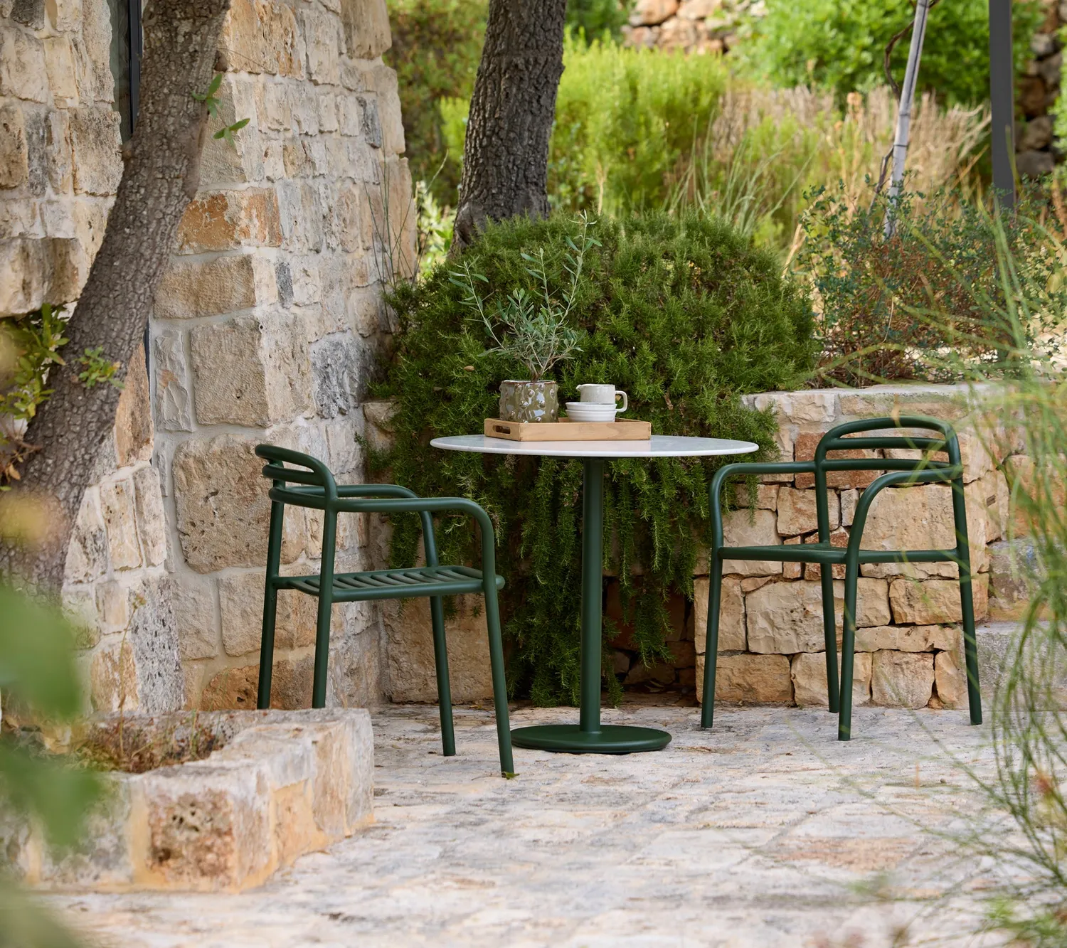 Cane-line Go Cafétisch 60 cm Aluminium Teak geometrisch