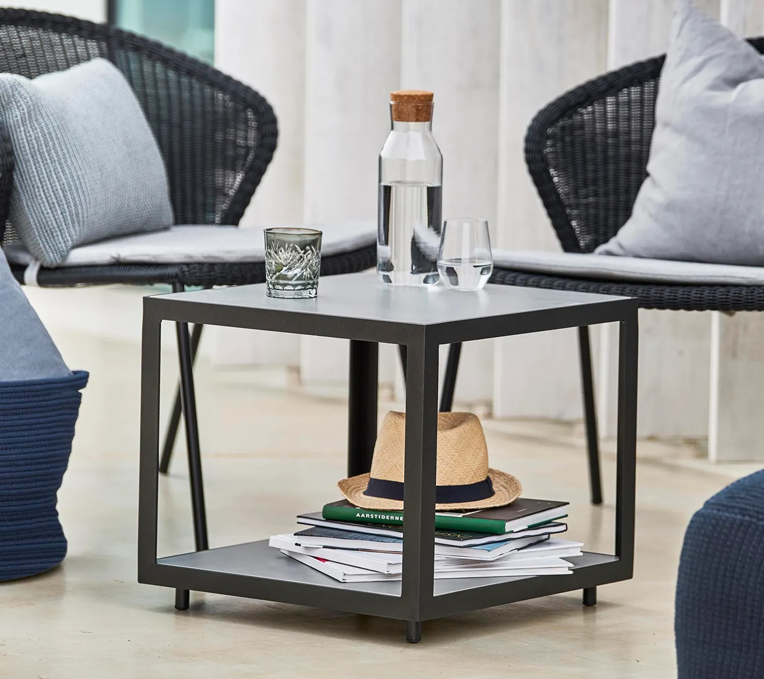 Cane-line Level Couchtisch Klein Teak Lavagrau wetterfest