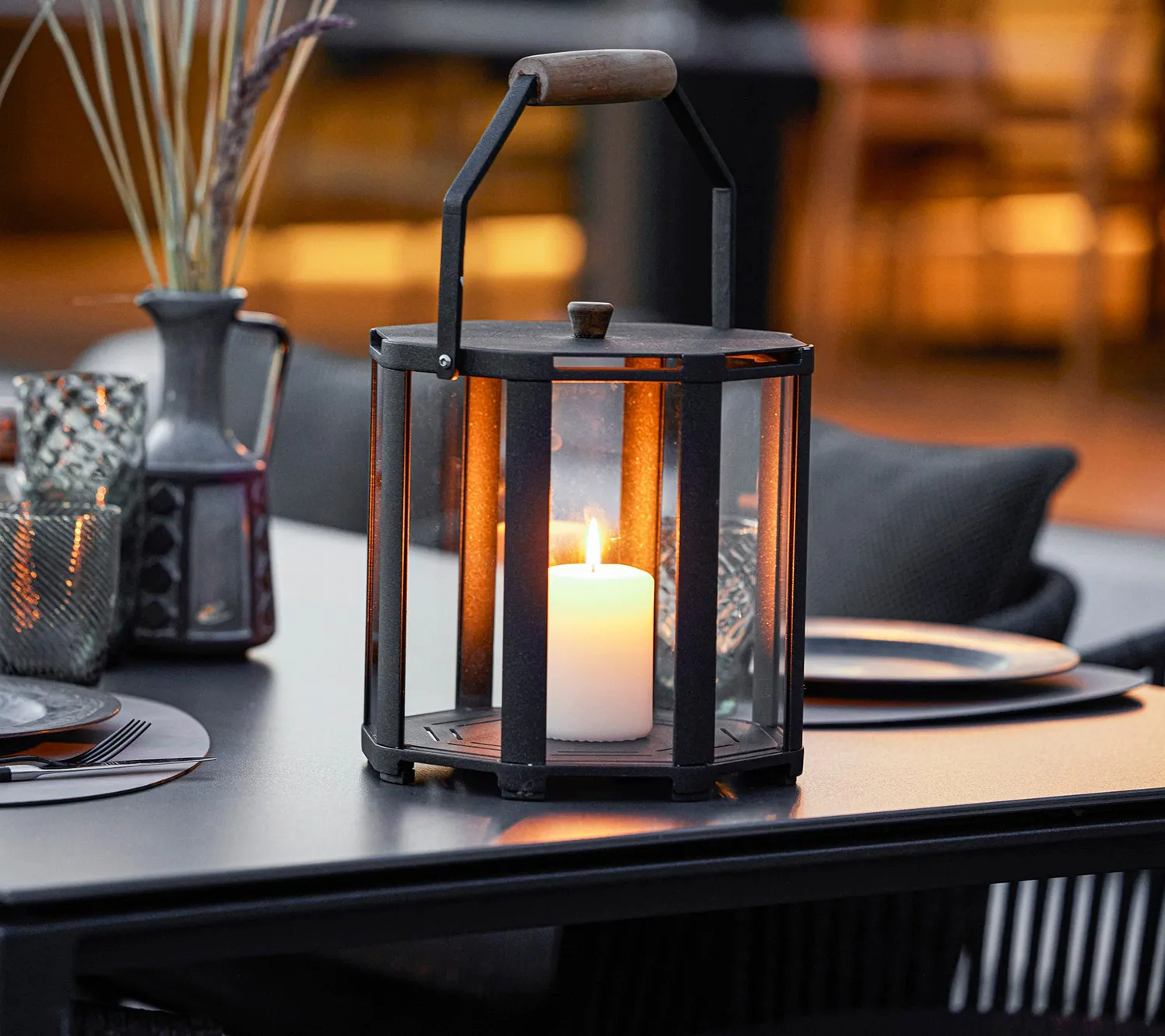 Cane-line Lightlux Mini Laterne Lava Grey Aluminium mit LED