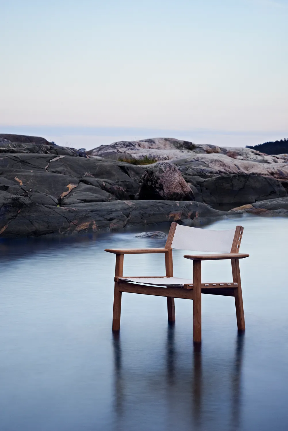 Skargaarden Djurö Loungestuhl Teakholz Geflecht