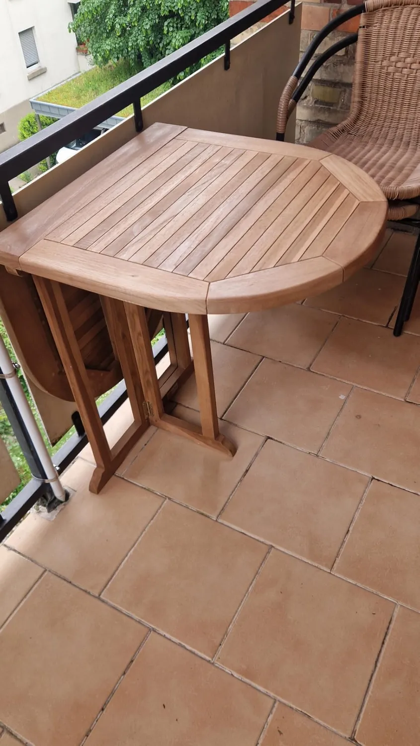 MR.DEKO Balcony Klapptisch 120 cm Teakholz oval