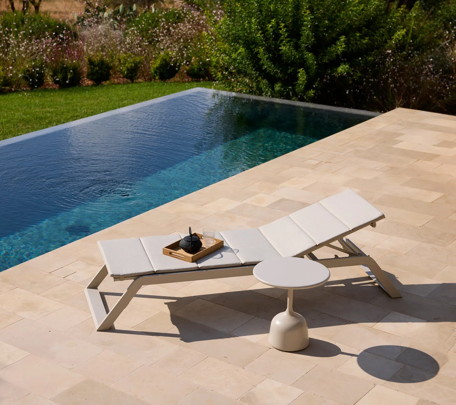 Cane-line Siesta Sonnenliege Teak stapelbar