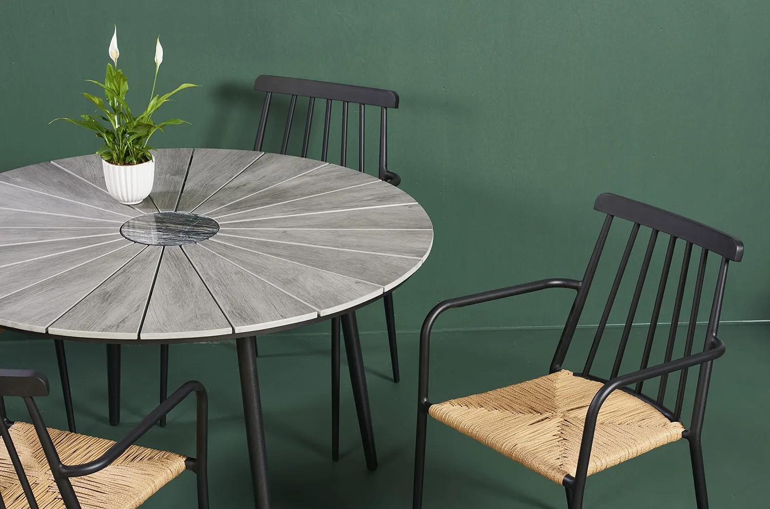 Envy Gartenmöbel-Set 4 Personen Ø120 cm grau stapelbar Polyrattan