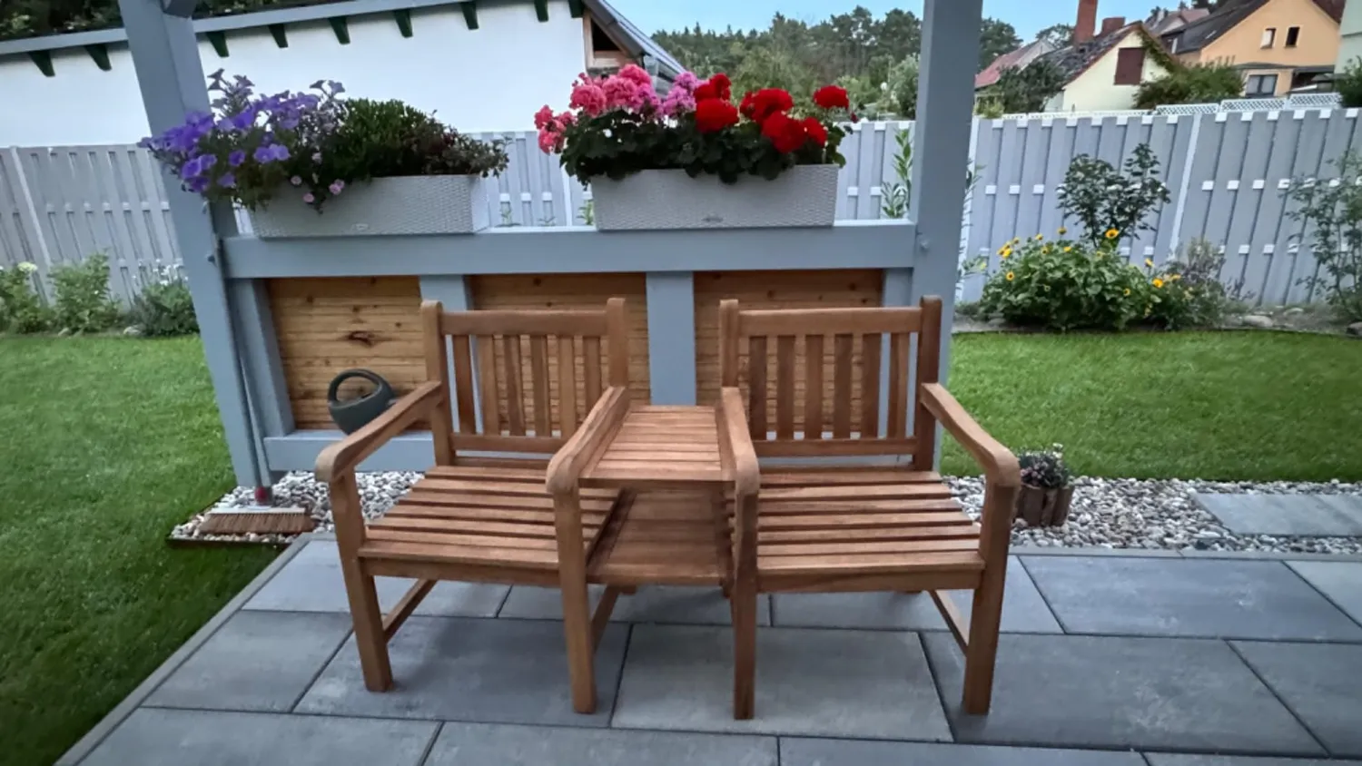 MR.DEKO Feierabendbank 160 cm Gartenbank mit Tisch Teakholz