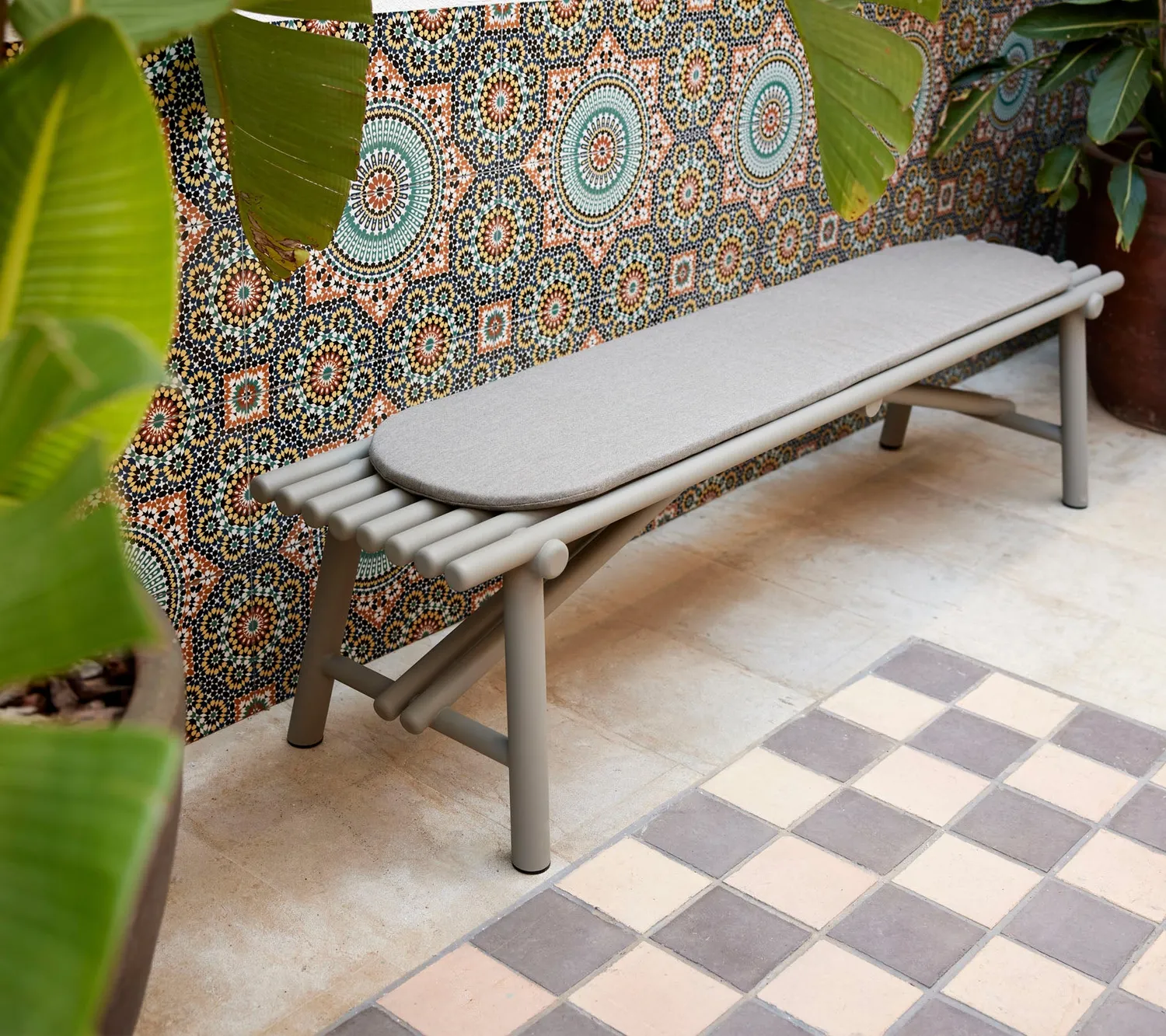 Cane-line Sticks Bench Gartenbank Taupe Teak mit Kissen