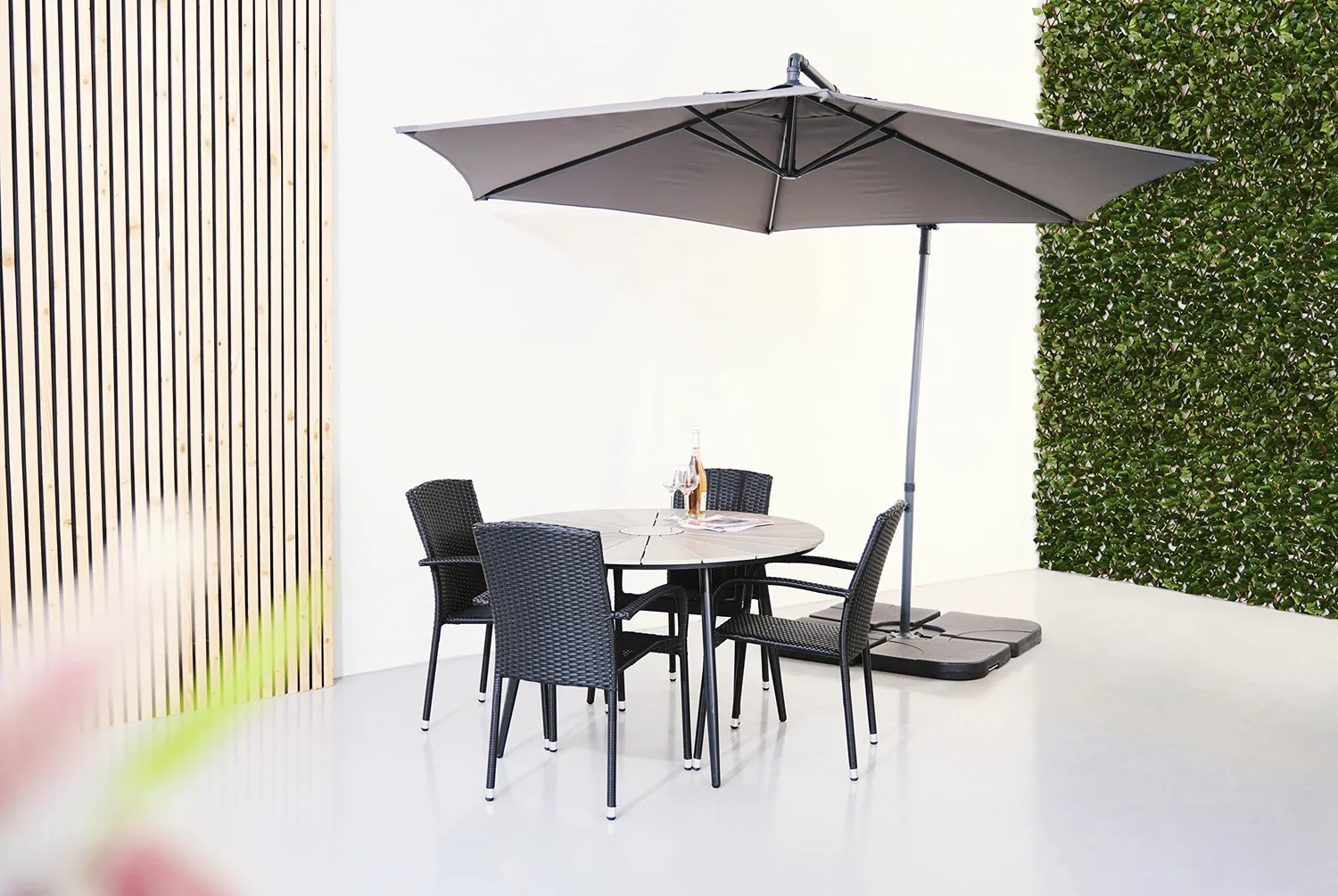 Envy Gartenmöbel-Set 4 Pers. Tisch 120 cm Grau Rattan