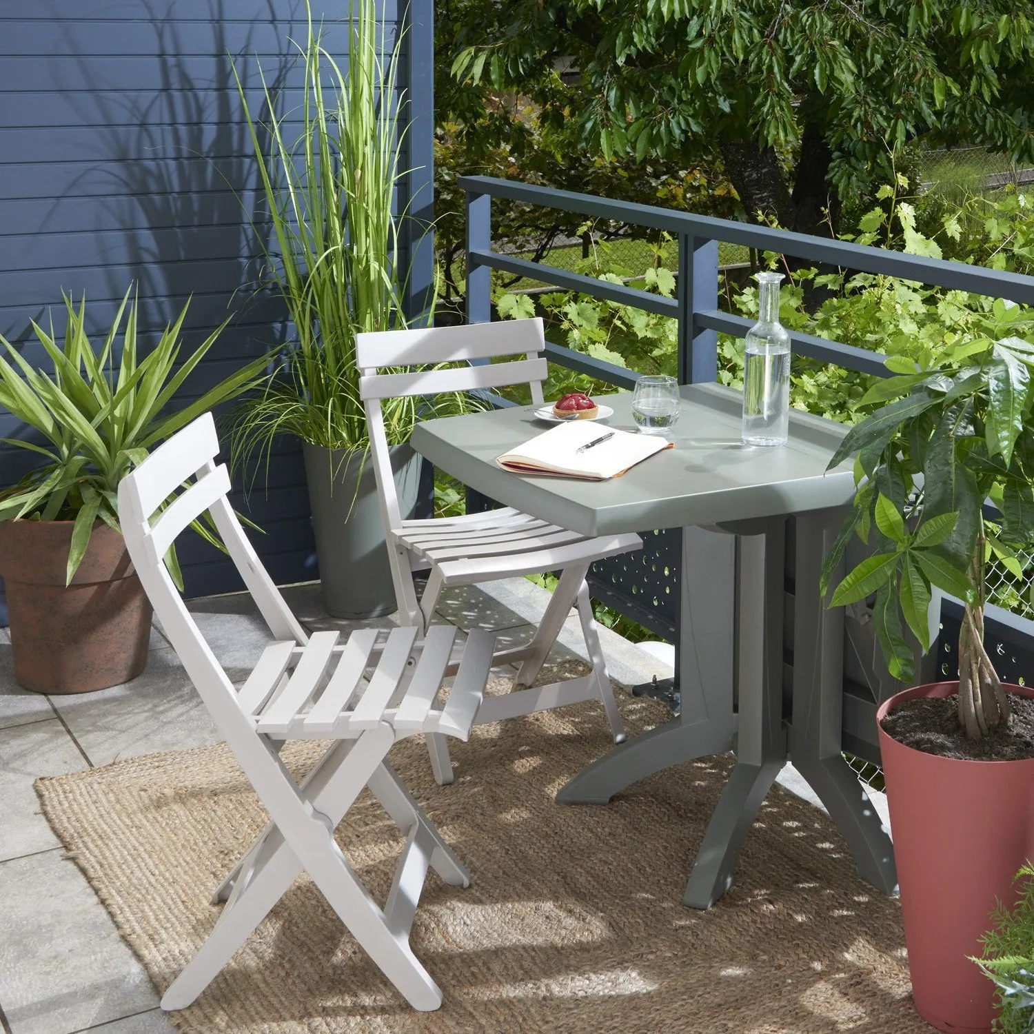 Grosfillex Vega Gartentisch 118x77cm Weiß Kunststoff