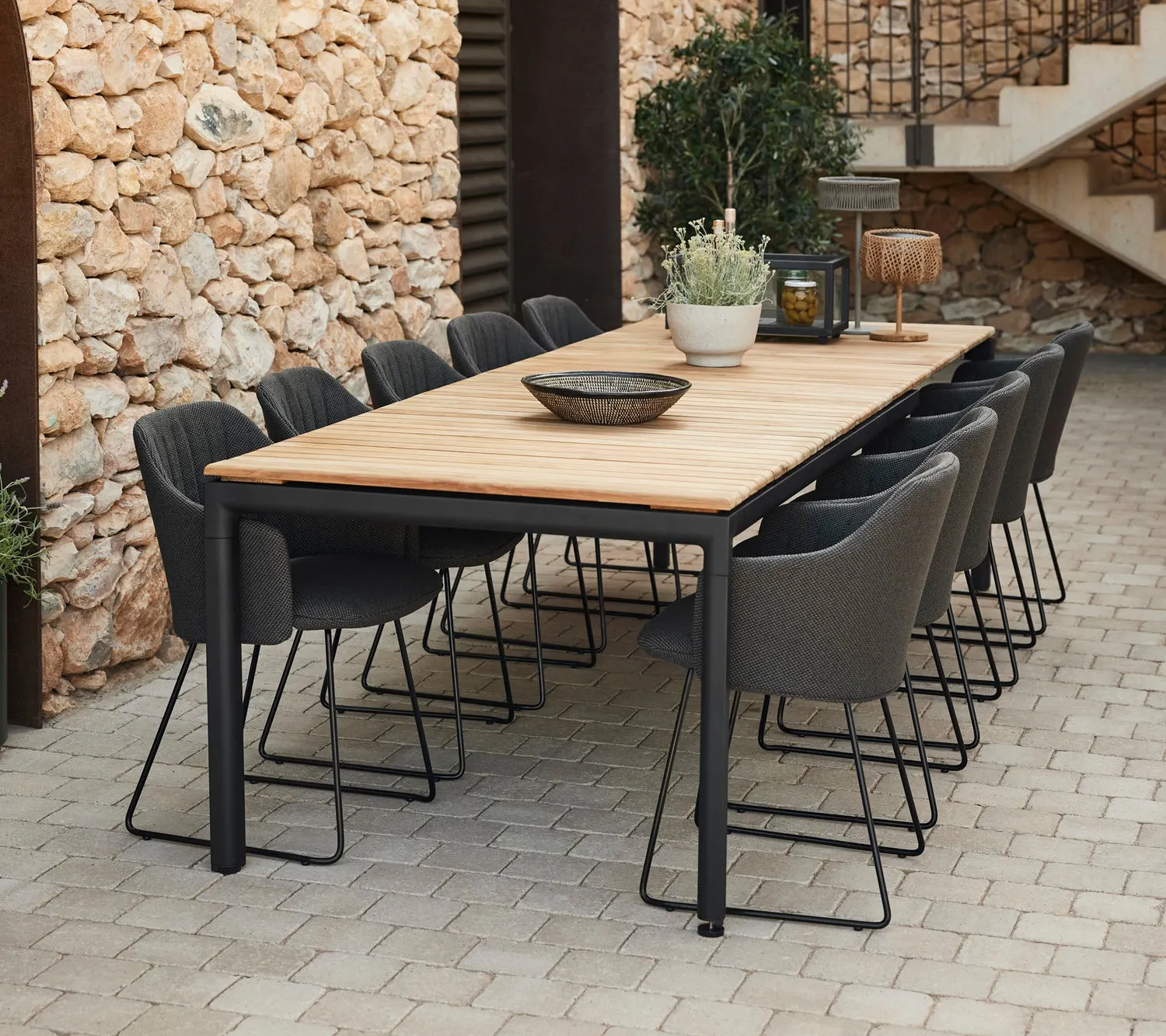Cane-line Choice Choice chair with sled legs Gartenstuhl Schwarz Kufengestell