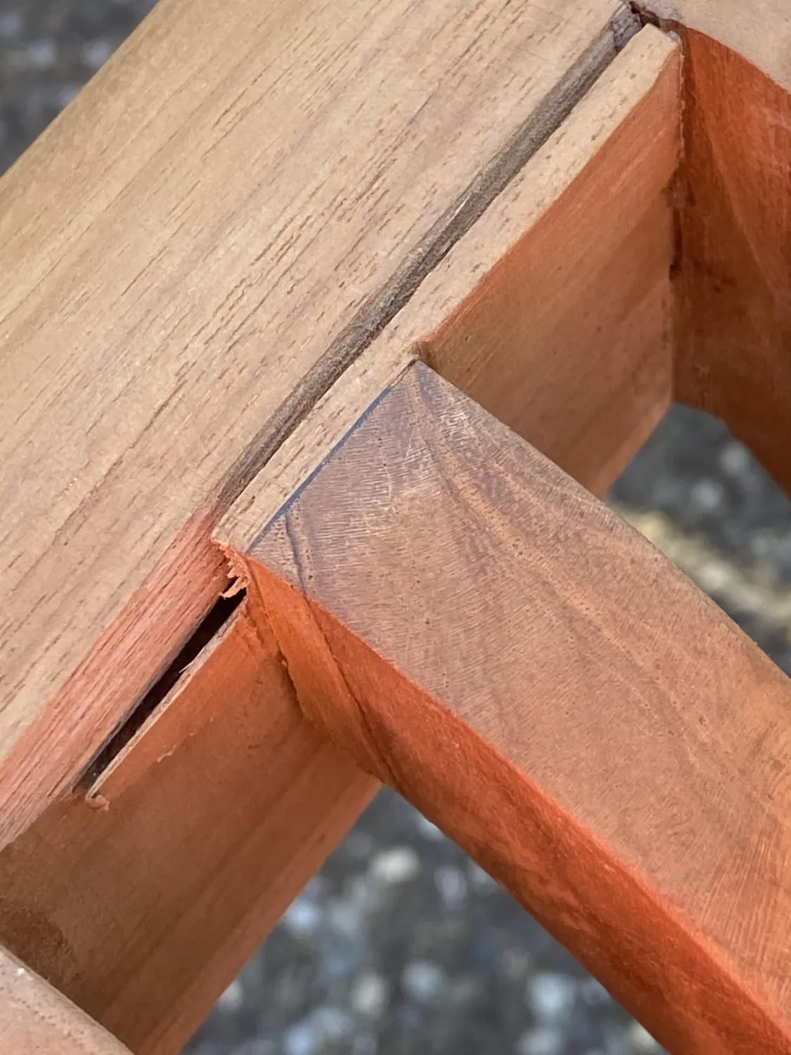 MR.DEKO Newport Gartenbank 2-Sitzer aus Teakholz naturbelassen