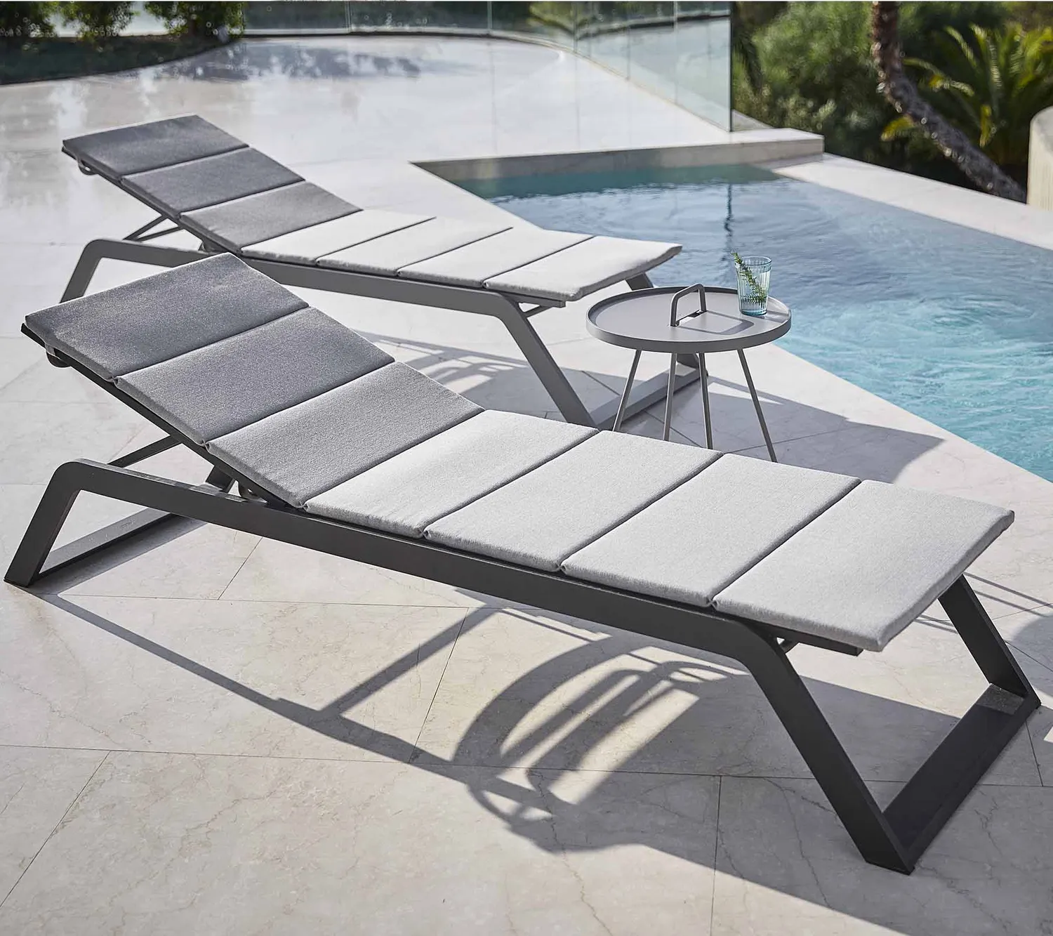 Cane-line Siesta Sonnenliege Teak stapelbar