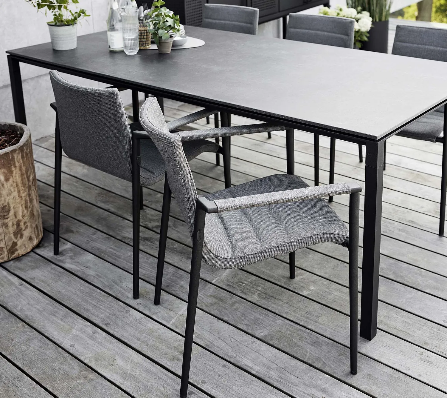 Cane-line Core Armlehnstuhl Grau AirTouch stapelbar