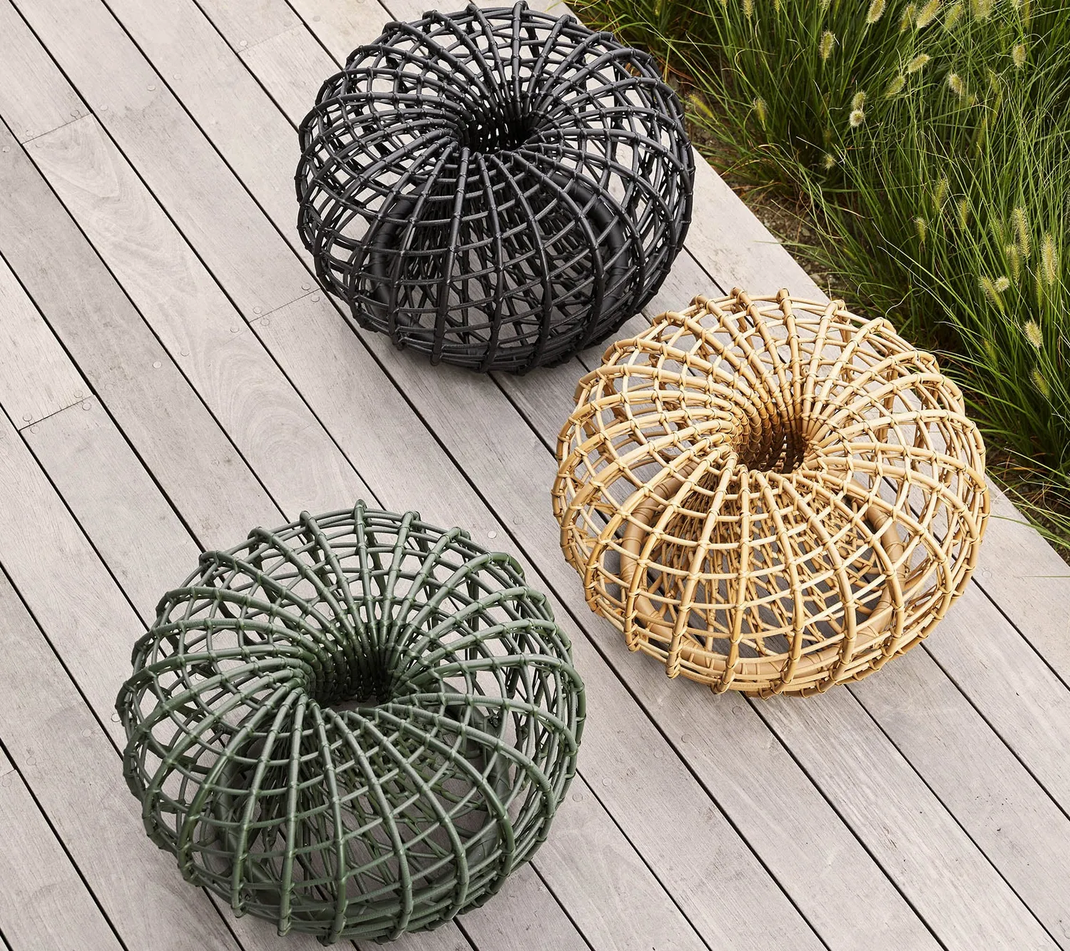 Cane-line Nest Hocker small dunkelgrün Weave