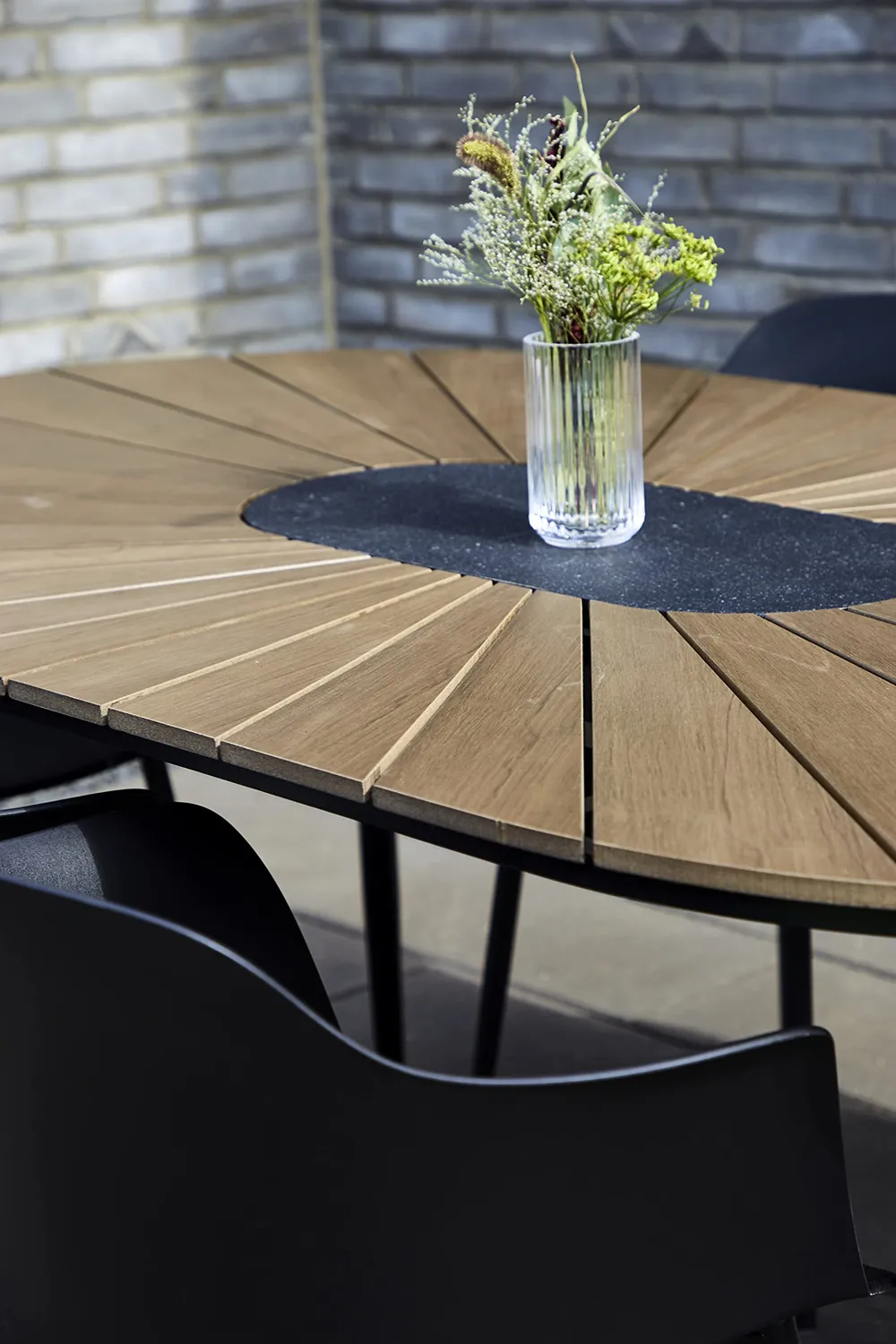 Envy Gartenmöbel-Set 6 Pers. Tisch 195 cm Schwarz Stapelbar