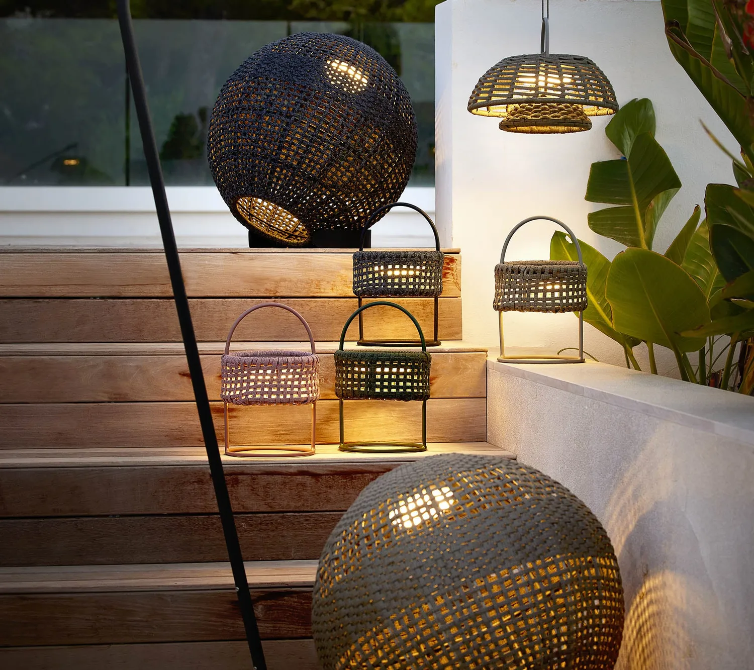 Cane-line Illusion Lampe rund Taupe Solar LED Outdoor
