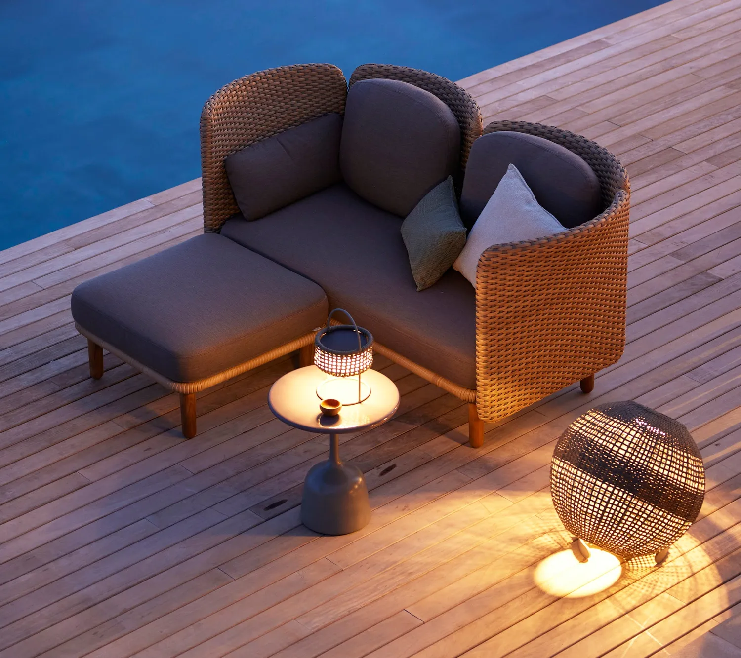 Cane-line Illusion Lampe rund Taupe Solar LED Outdoor