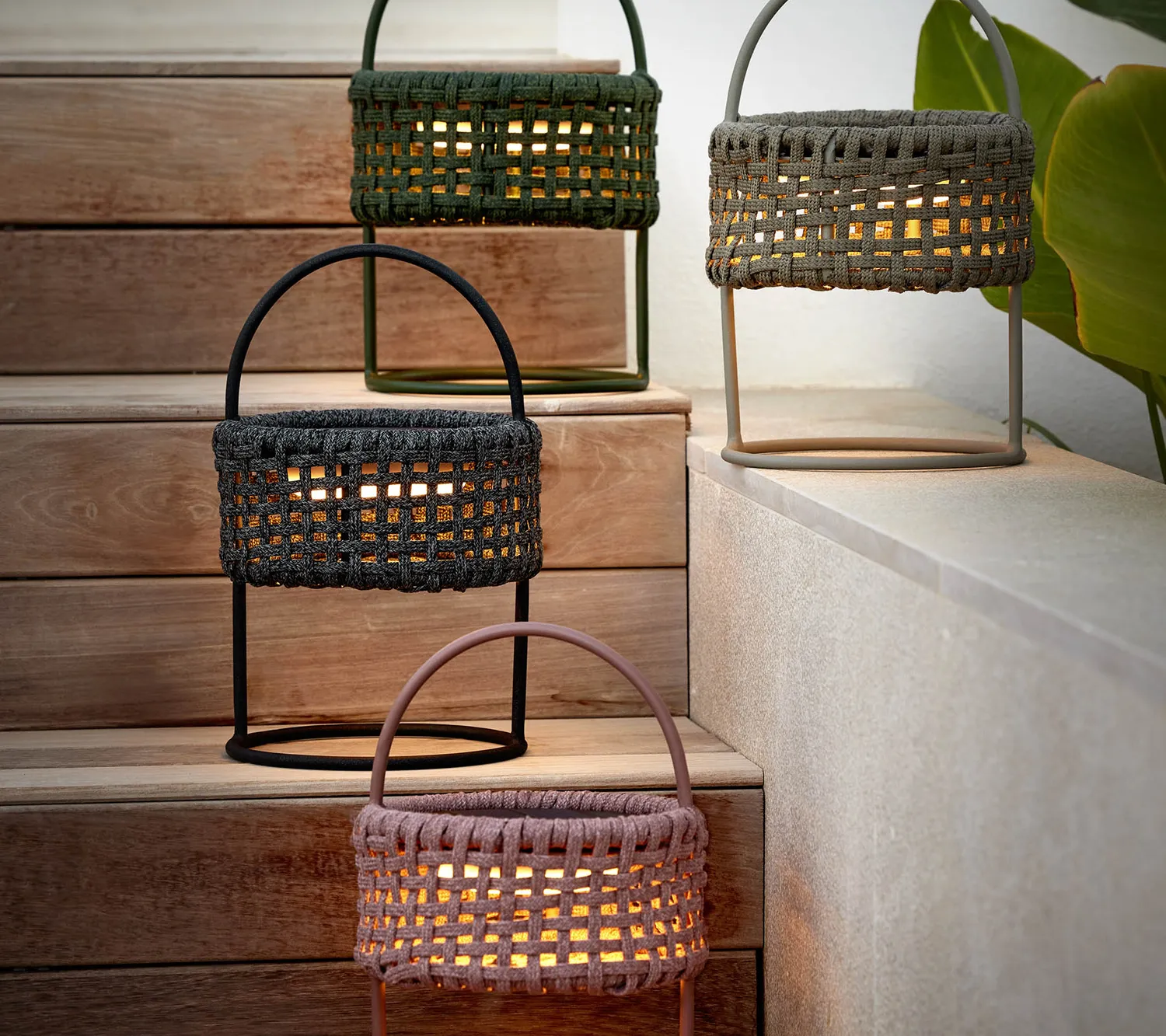 Cane-line Illusion Leuchte Dunkelgrau Solar LED