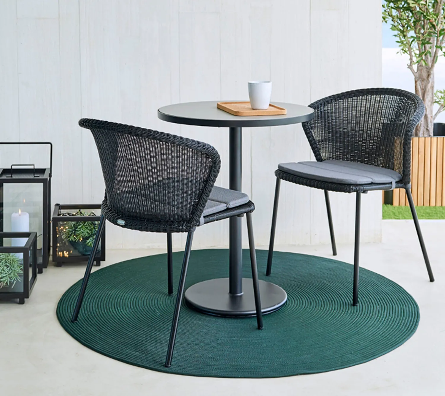 Cane-line Go Cafétisch 60 cm Aluminium Teak geometrisch