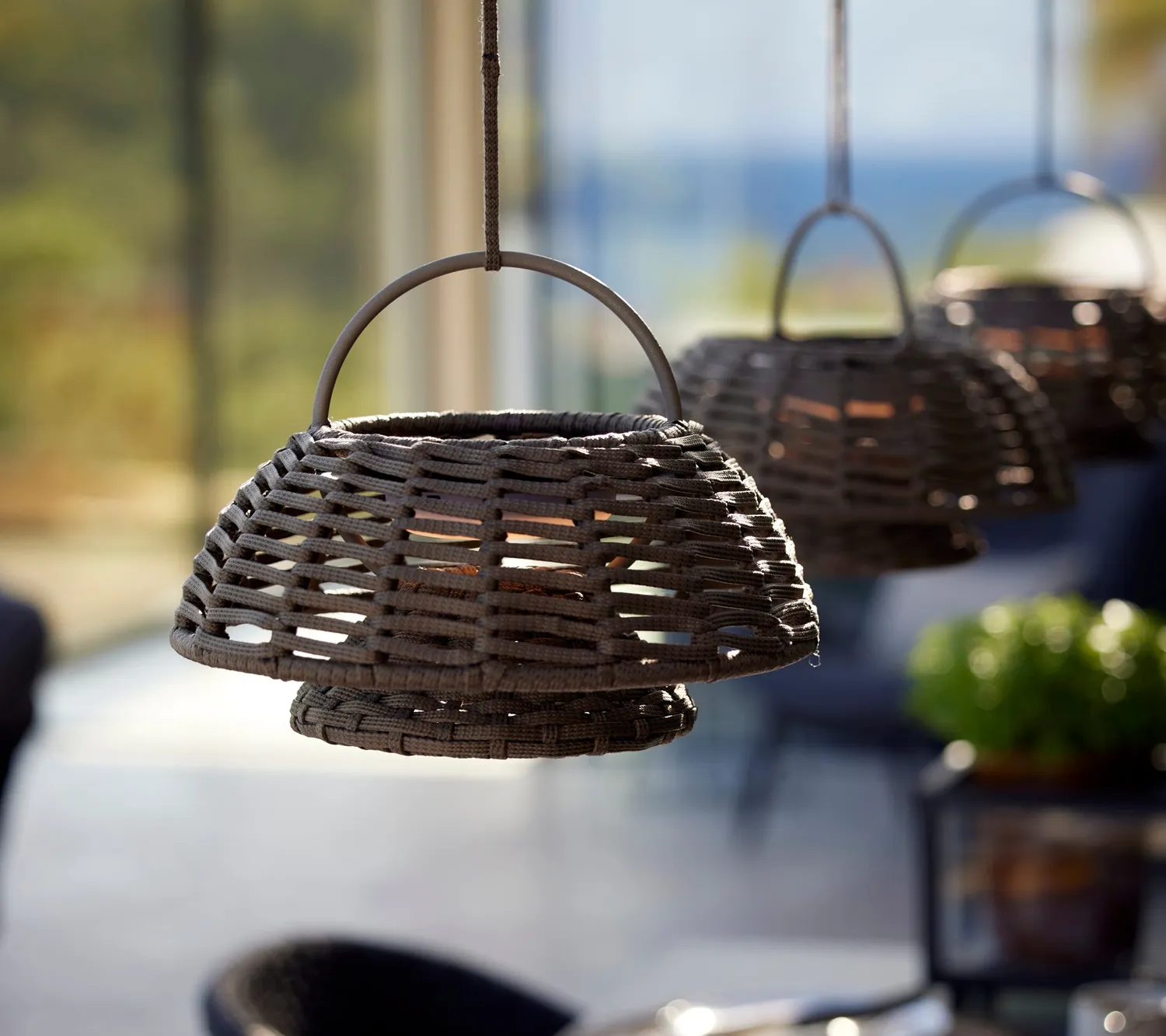 Cane-line Illusion Hängelampe medium dunkelgrau Soft Rope Solar LED
