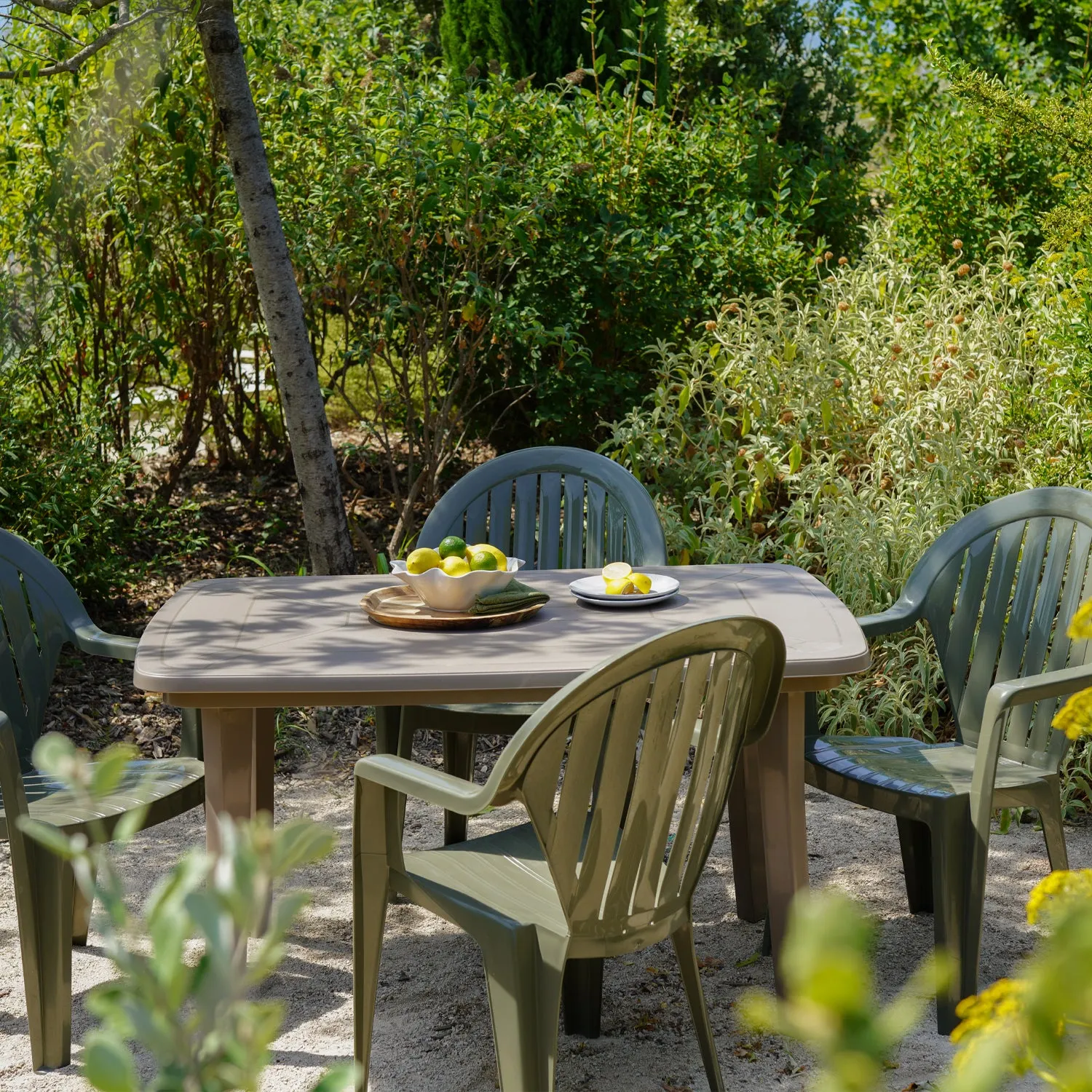 Grosfillex Miami 133x90 Gartentisch Weiß Kunststoff
