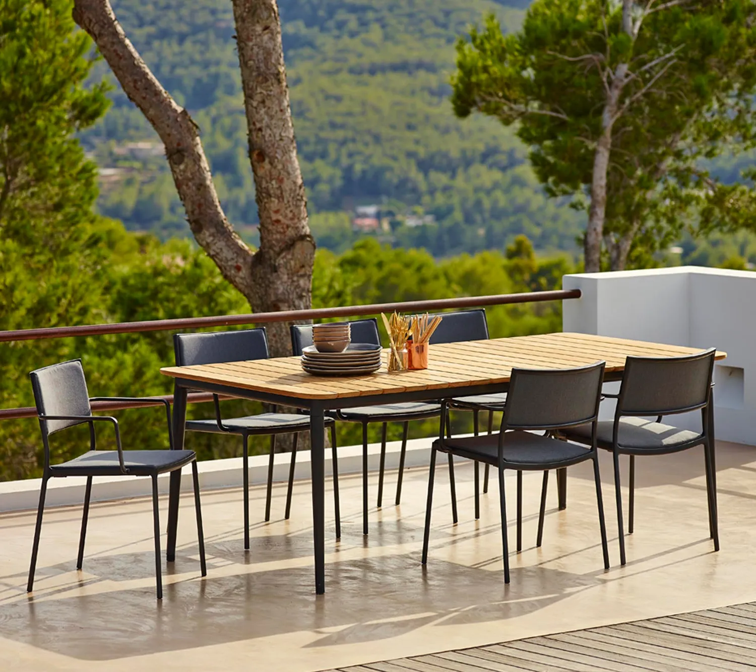Cane-line Less Stuhl Natur/Lavagrau stapelbar